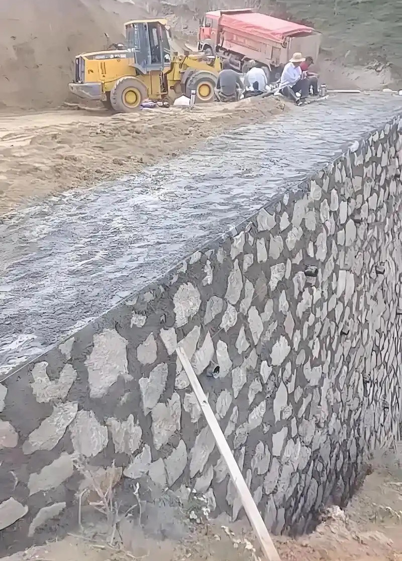大同边坡加固